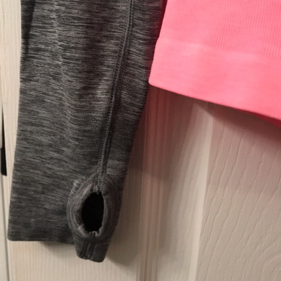 Victoria’s Secret Sport long sleeved top - Picture 3 of 4